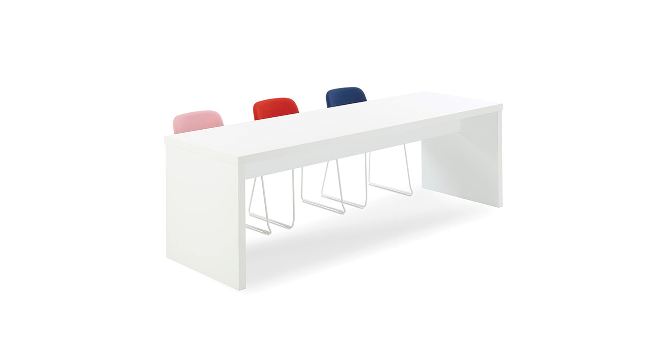 DYL 2207 White with Bethans Shadow