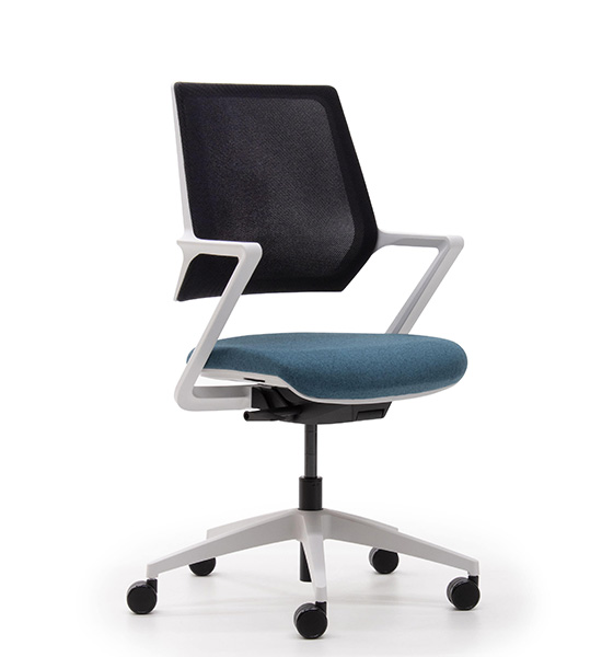 Hovva-Black-135