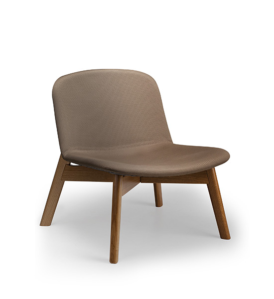 Bethan Lounge 4 Legged Base 135